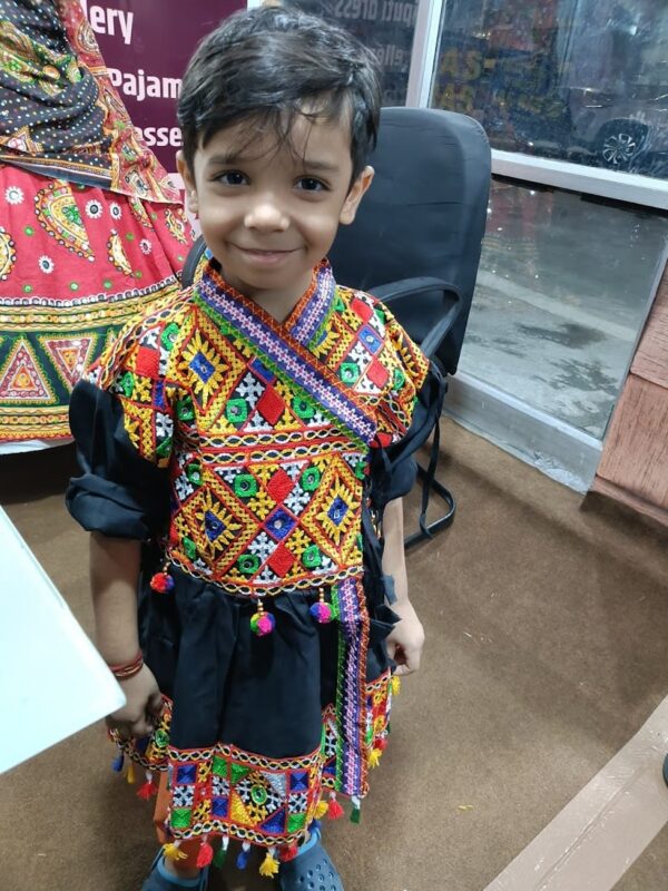 Kids Dandiya Dress - Image 11